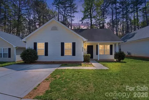 3436 Kelsey Emma Ct, Charlotte, NC 28269
