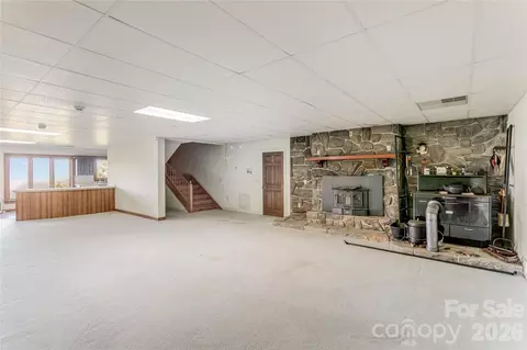Living - 1087 Brigadoon Dr, Clyde, NC 28721 photo 9 of 9
