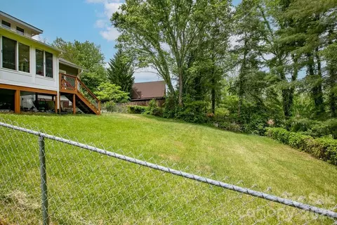Exterior - 41 Harrison St, Canton, NC 28716 photo 14 of 15