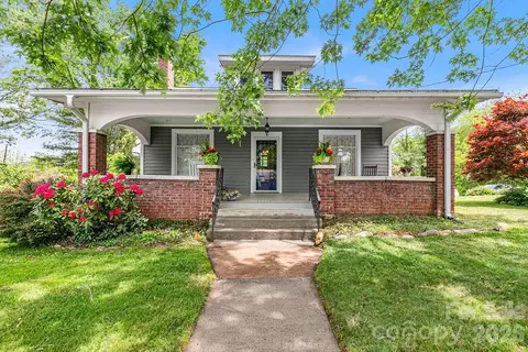 41 Harrison St, Canton, NC 28716