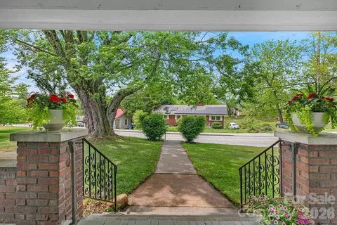 Exterior - 41 Harrison St, Canton, NC 28716 photo 6 of 15