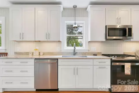 Kitchen - 41 Harrison St, Canton, NC 28716 photo 3 of 5