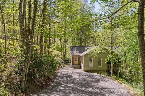 608 Brandywine Rd, Waynesville, NC 28786