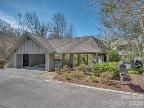 22 Wild Ivy Run, Hendersonville, NC 28739