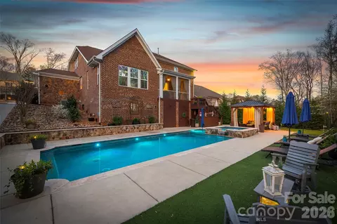 654 Chase Ct, Fort Mill, SC 29708