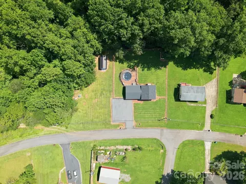 View/Area - 3730 Sedgefield Dr, Conover, NC 28613 photo 4 of 5