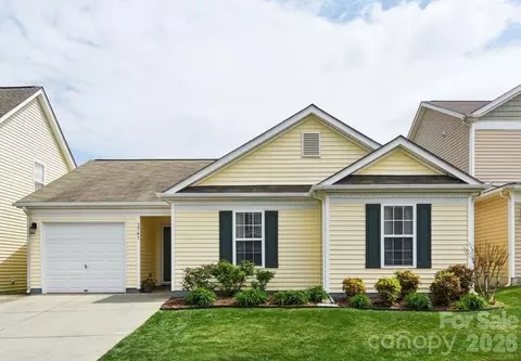 3741 Capris Ln, Fort Mill, SC 29707