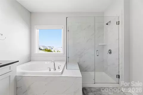 Bath - 323 Dudley Dr, Fort Mill, SC 29715 photo 3 of 5