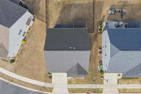View/Area - 323 Dudley Dr, Fort Mill, SC 29715 photo 4 of 6