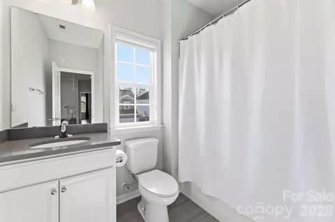 Bath - 323 Dudley Dr, Fort Mill, SC 29715 photo 4 of 5
