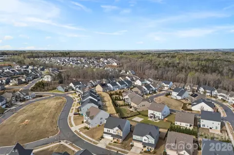 View/Area - 323 Dudley Dr, Fort Mill, SC 29715 photo 3 of 6