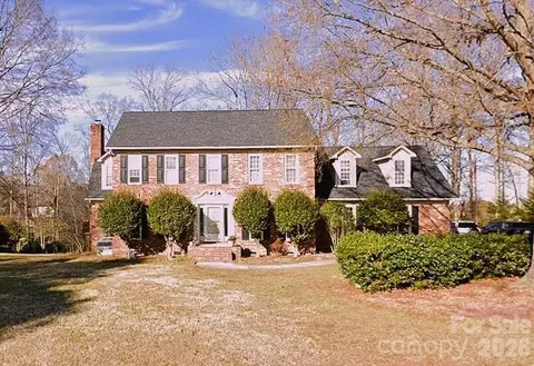 5426 Bedfordshire Ave, Harrisburg, NC 28075