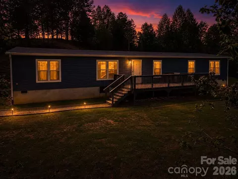 87 Horseback Ln, Marshall, NC 28753