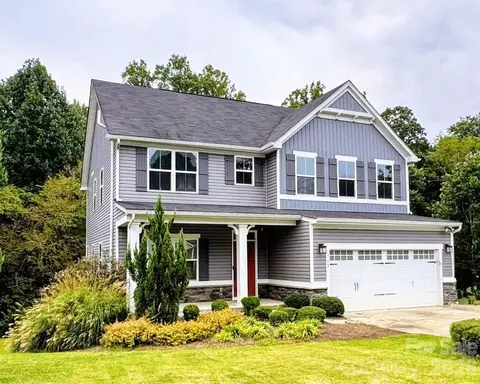 7708 W Berkeley Rd, Denver, NC 28037