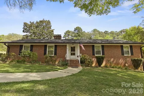 607 12th Ne Ave NE, Hickory, NC 28601