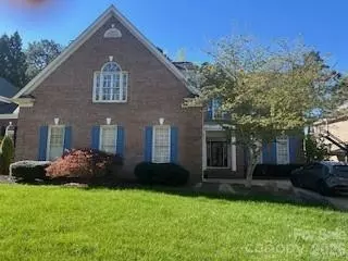 18815 Dembridge Dr, Davidson, NC 28036