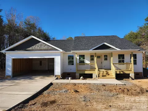 5405 Springs 3 Rd #3, Conover, NC 28613