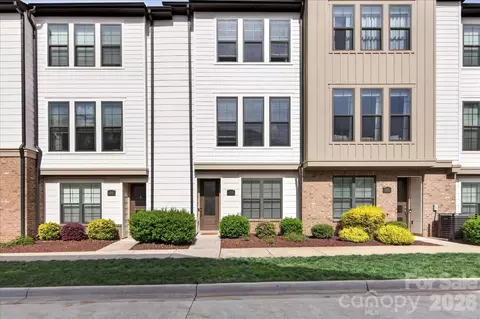 1510 Mcclintock Corners Aly, Charlotte, NC 28205