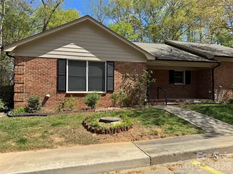 110 Ashleigh Ct, Fort Mill, SC 29715