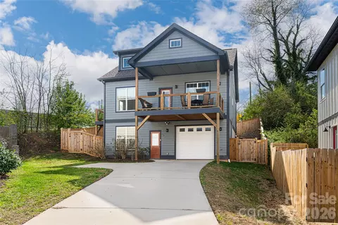 35 Alice Clement Ln, Asheville, NC 28803