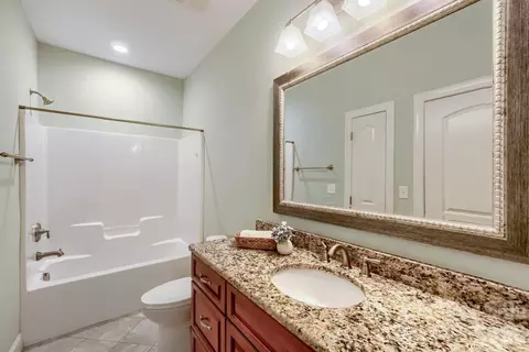 Bath - 8655 Sonata Ct, Denver, NC 28037 photo 3 of 3