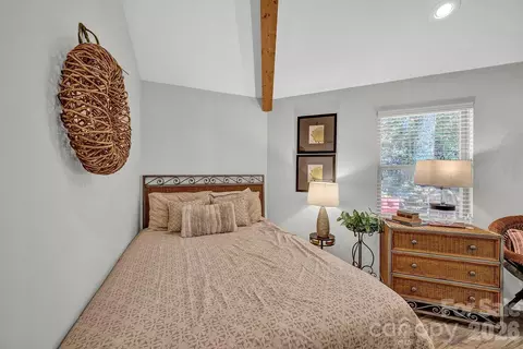 114 Deerwood Trl, Seven Devils, NC 28604 photo 19