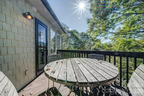 114 Deerwood Trl, Seven Devils, NC 28604 photo 23