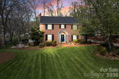 211 Dutchman Creek Rd, Elkin, NC 28621