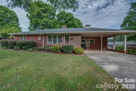 2119 Pamela St, Gastonia, NC 28054