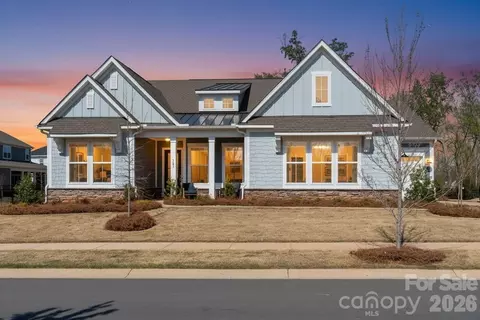 703 Bee Ridge Rd, Belmont, NC 28012