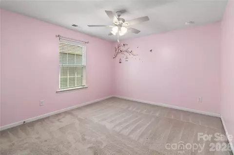 Bedroom - 1016 Loggerhead Dr, Lancaster, SC 29720 photo 5 of 6