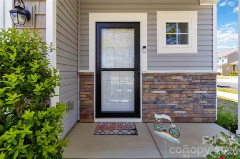 Exterior - 1016 Loggerhead Dr, Lancaster, SC 29720 photo 3 of 5