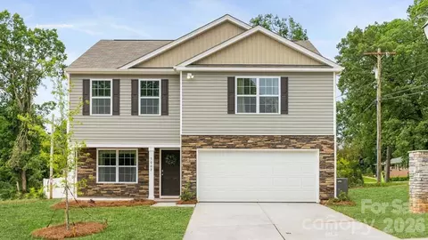 3030 Arundel Ct, Maiden, NC 28650