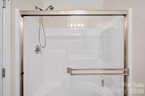 Bath - 1009 Baldwin Commons Dr, Arden, NC 28704 photo 2 of 3