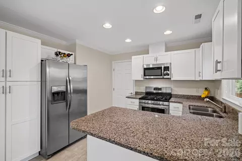Kitchen - 1009 Baldwin Commons Dr, Arden, NC 28704 photo 3 of 3