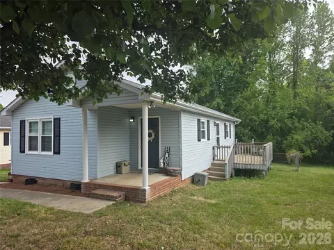 220 E Alabama Ave, Bessemer City, NC 28016