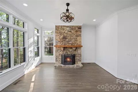 Living - 8806 Hearthstone Ct, Terrell, NC 28682 photo 3 of 4