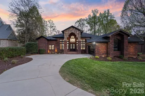Exterior - 8806 Hearthstone Ct, Terrell, NC 28682 photo 2 of 7