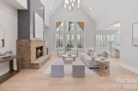 Living - 568 Longleaf Pine Ln, Clover, SC 29710 photo 2 of 5