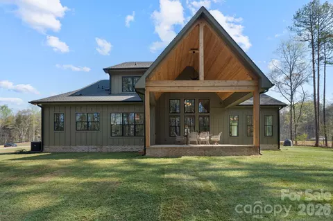 Exterior - 568 Longleaf Pine Ln, Clover, SC 29710 photo 5 of 7