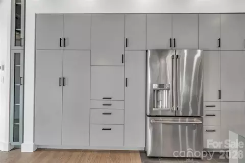 Kitchen - 386 Squirrel Ln, Clover, SC 29710 photo 6 of 8