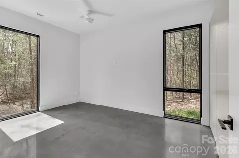 Bedroom - 386 Squirrel Ln, Clover, SC 29710 photo 5 of 6
