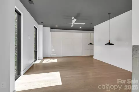 Bedroom - 386 Squirrel Ln, Clover, SC 29710 photo 3 of 6