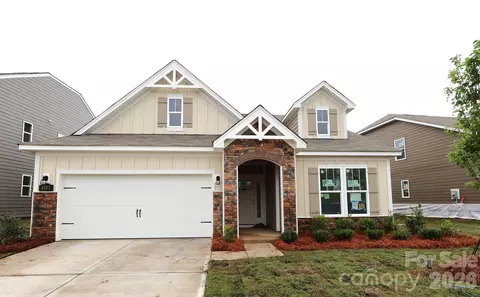 2007 Uplands Rd, Sherrills Ford, NC 28673