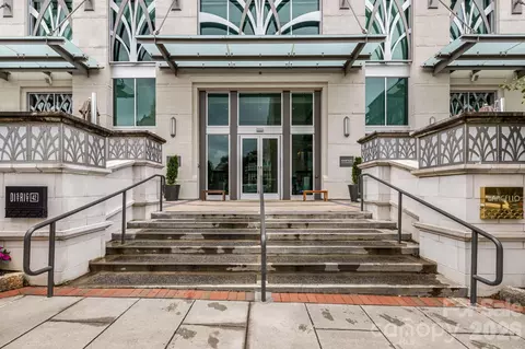 7 Patton 1005 Ave #1005, Asheville, NC 28801