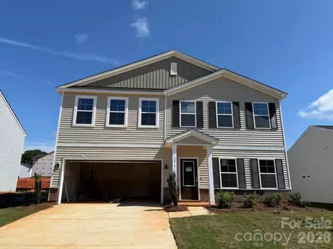 1231 Bansal Dr, Charlotte, NC 28215