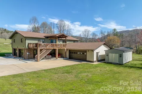 2456 Hendersonville Hwy, Pisgah Forest, NC 28768