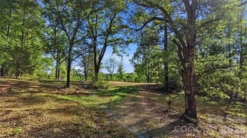 2211 Bottom Dr, Chester, SC 29706