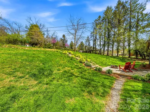 Exterior - 33 Kilpatrick St, Brevard, NC 28712 photo 8 of 11