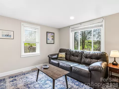 Living - 33 Kilpatrick St, Brevard, NC 28712 photo 1 of 1